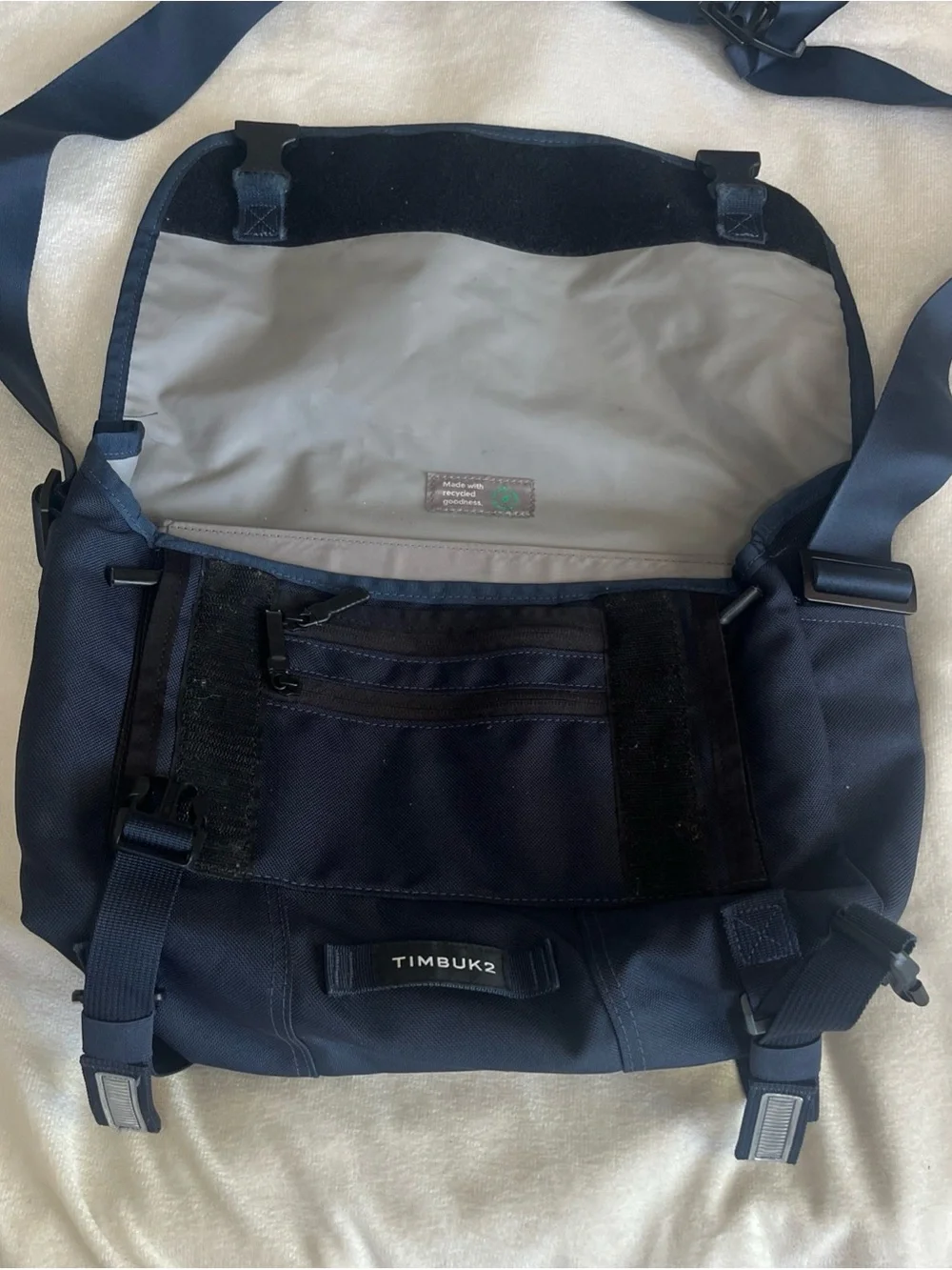 Timbuk2 Classic Messenger Laptop Bag Blue Small 15.2”W x 13.0” H x 5.12”D